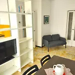 Casa Cristina, Vista Mare A Pochi Passi Dalle Spiagge * كيافاري